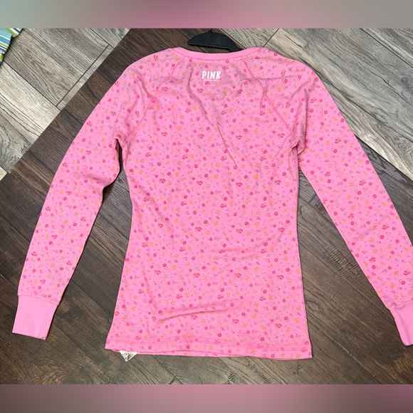 VS PINK Floral Long sleeve Thermal/Henley - Picture 3 of 10